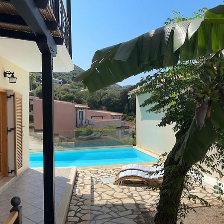 Villa Saint George Никиана Екстериор снимка