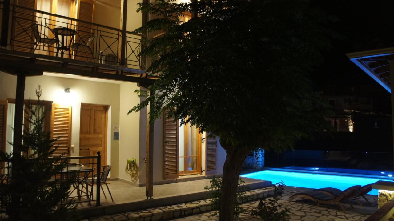 Villa Saint George Никиана Екстериор снимка