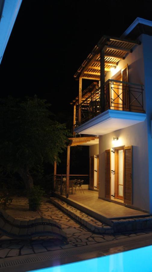 Villa Saint George Никиана Екстериор снимка