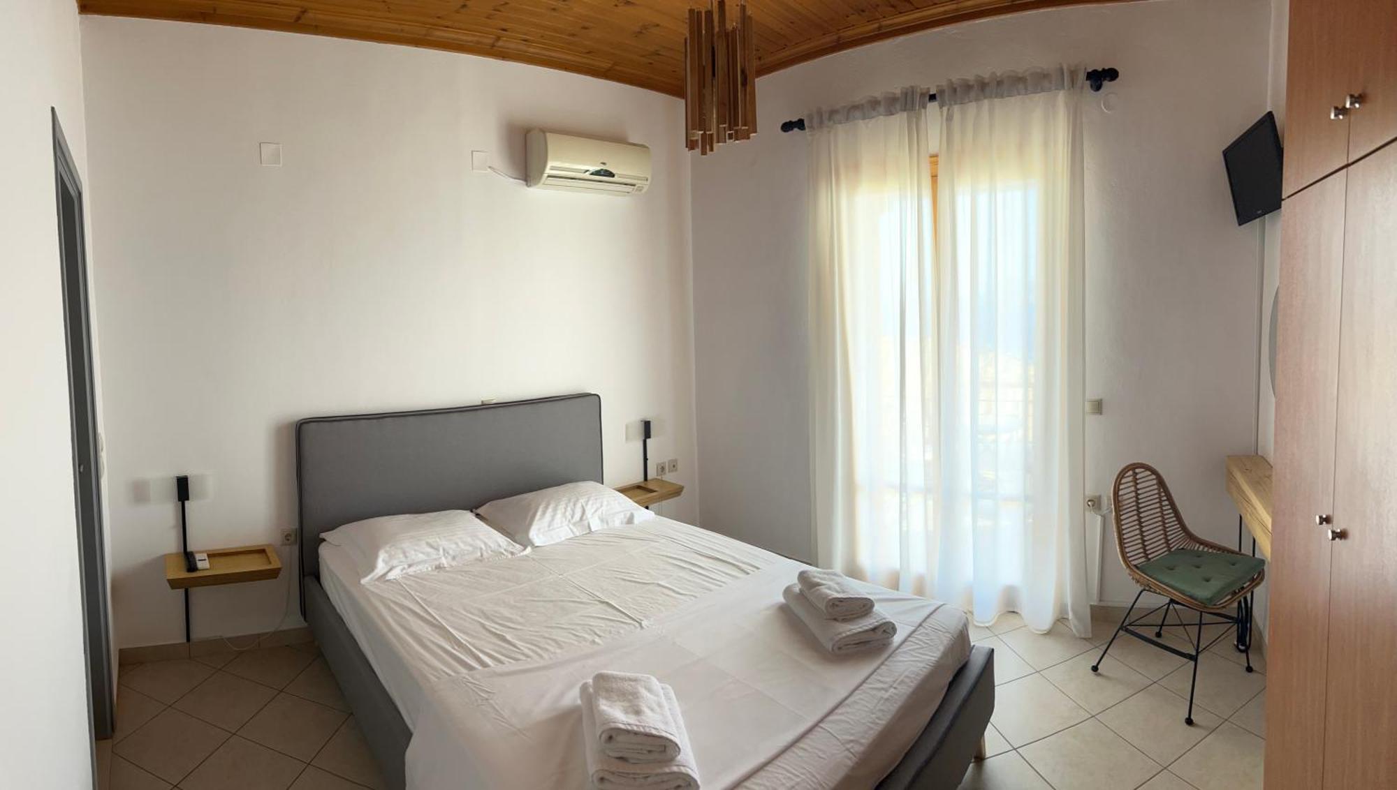 Villa Saint George Никиана Екстериор снимка
