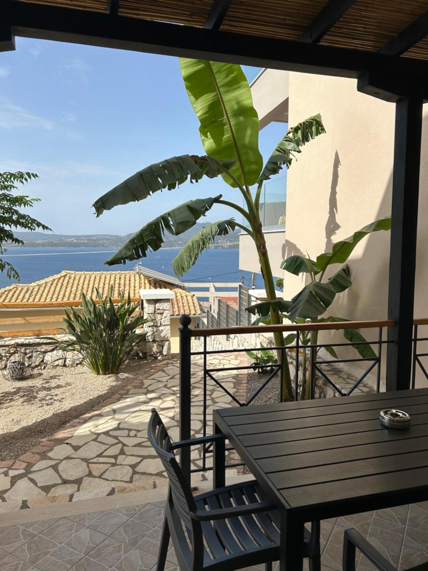 Villa Saint George Никиана Екстериор снимка