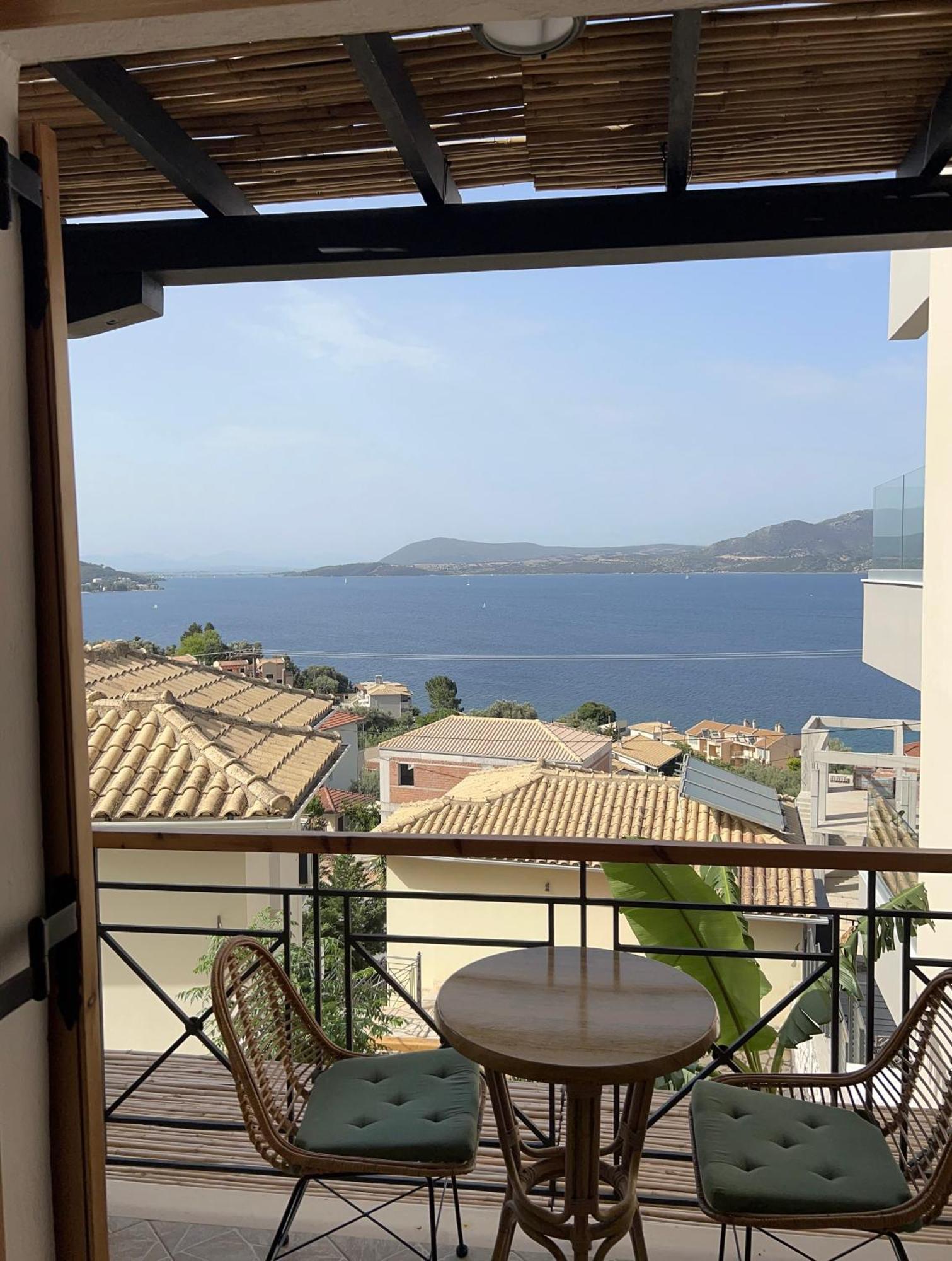 Villa Saint George Никиана Екстериор снимка